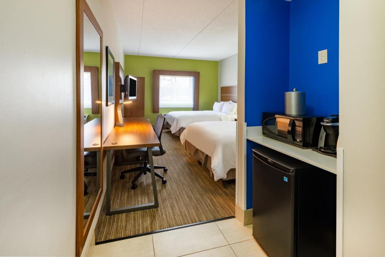 Holiday Inn Express Vermilion By Ihg Eksteriør bilde