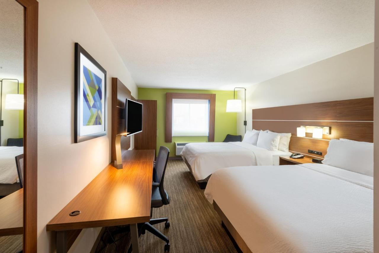 Holiday Inn Express Vermilion By Ihg Eksteriør bilde